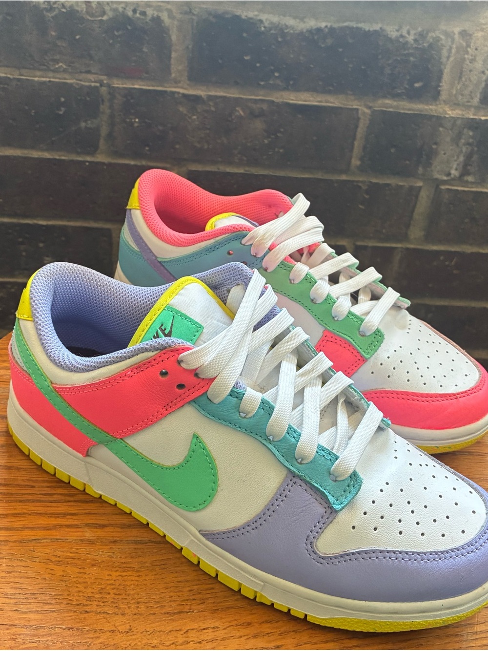 Nike Dunk Low SE
Easter Candy (Women's)